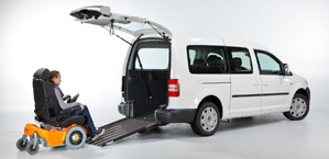 Avis Autovermietung - VW Caddy Maxi - Behindertengerechte Mietwagen 