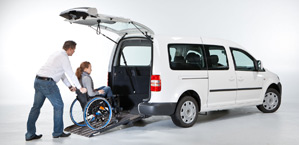 Avis Autovermietung - VW Caddy Maxi - Mietwagen für Menschen mit Behinderung